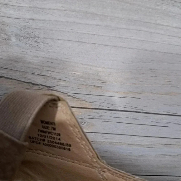 Magellan Outdoors Womens Putian Sandal Size 7M Tan Leather - Picture 8 of 9